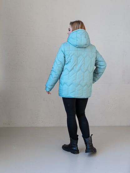 Wendbare Damenjacke mit Kapuze und bequemer Passform