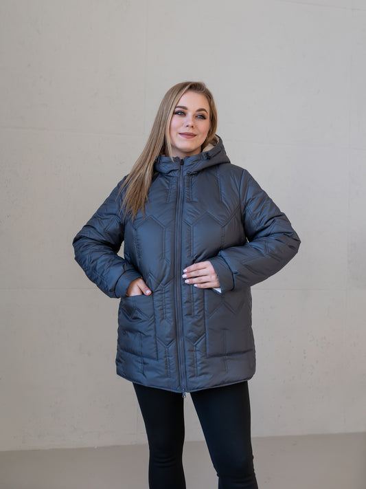 Wendbare Damenjacke mit Kapuze und bequemer Passform