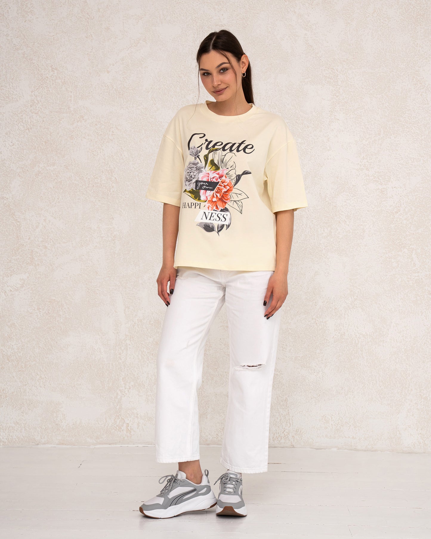 Modernes Damen-T-Shirt mit floralem Print