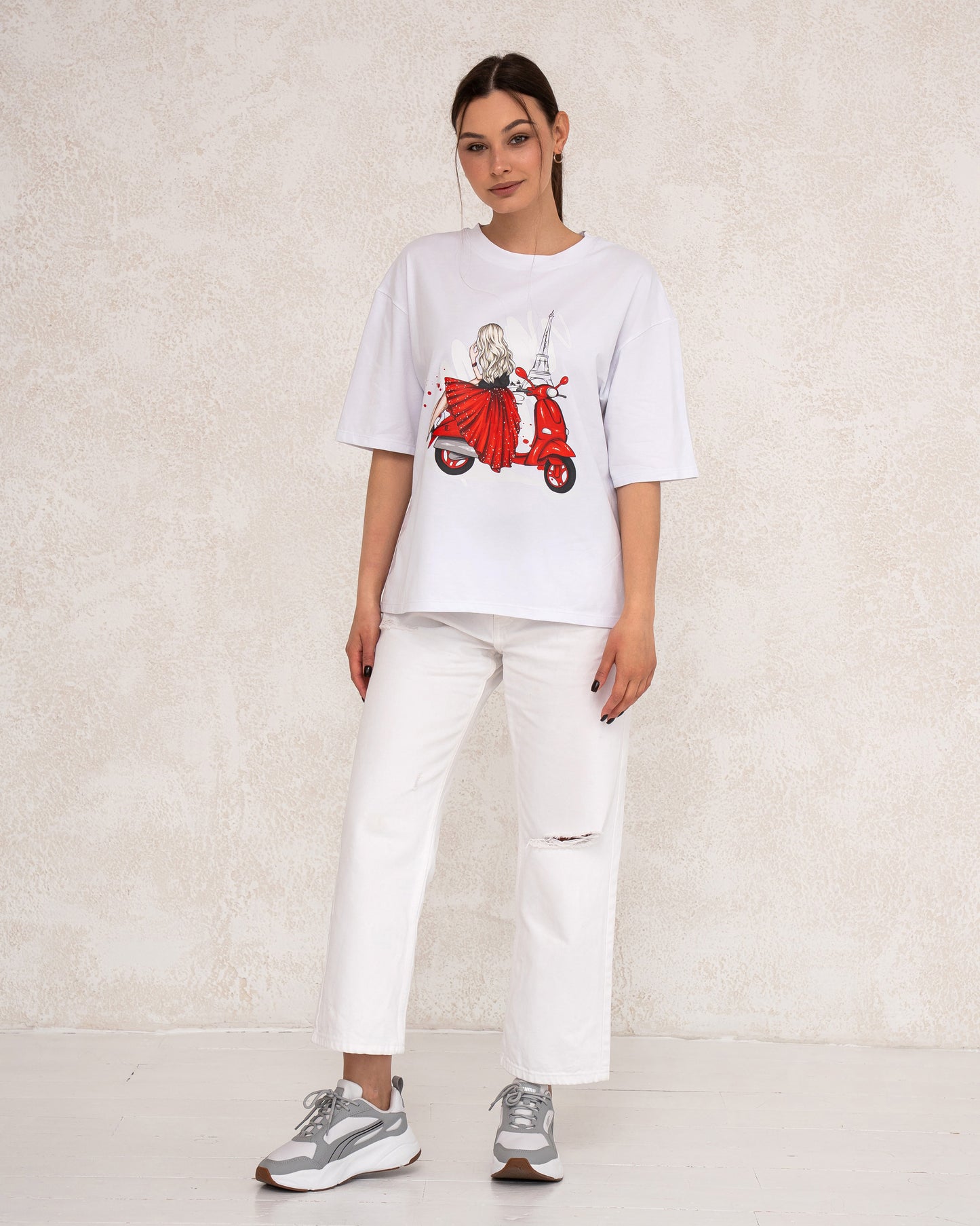 Damen-T-Shirt mit Frontprint im Paris-Stil
