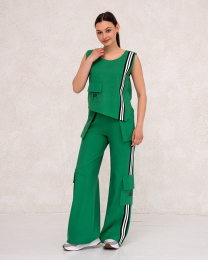Moderner Damen-Zweiteiler mit weiter Hose und ärmellosem Top