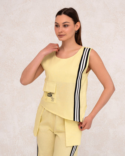 Moderner Damen-Zweiteiler mit weiter Hose und ärmellosem Top
