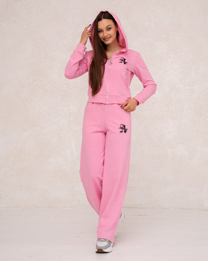 Moderner Damen-Zweiteiler mit weiter Hose und Kapuzenjacke