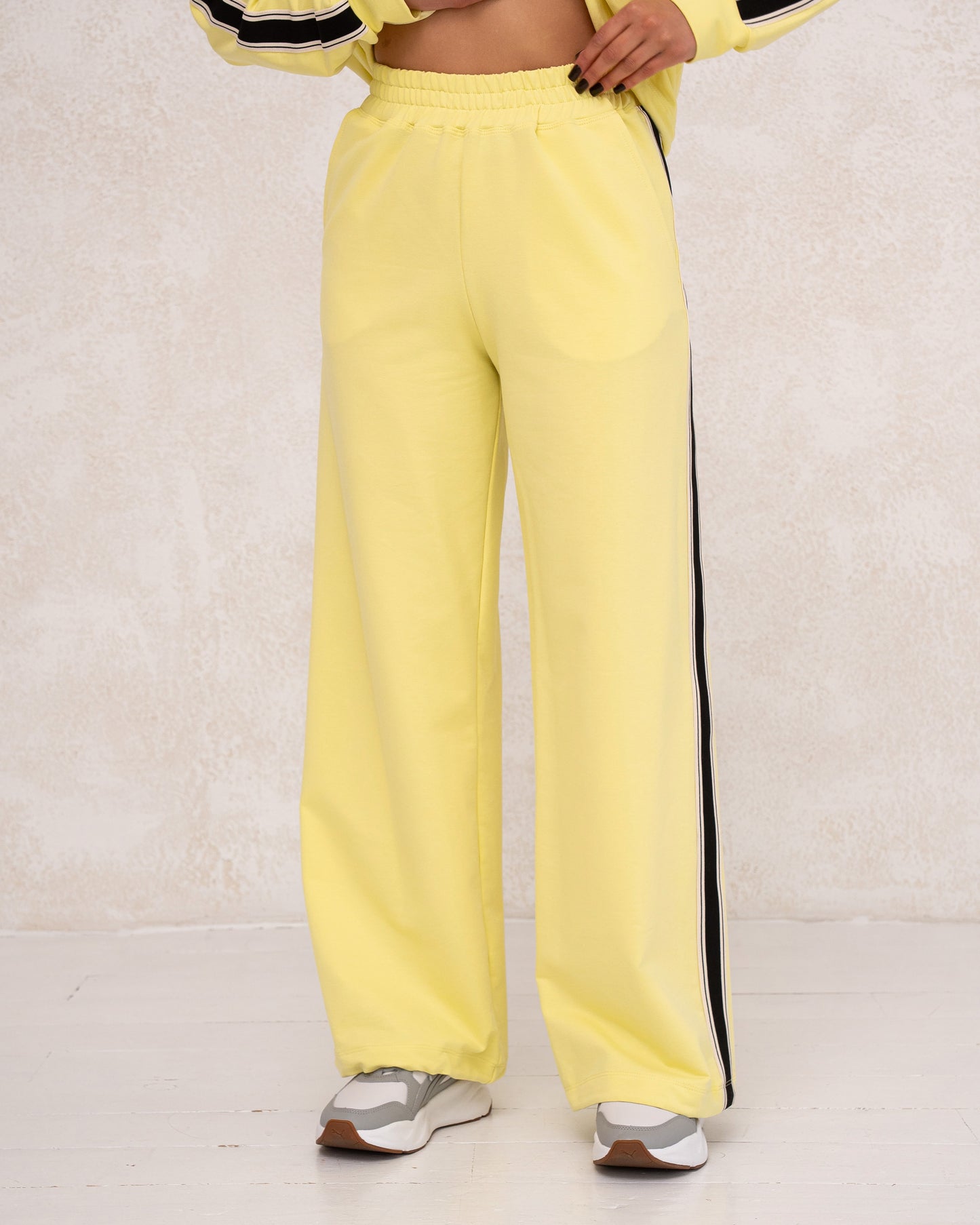 Damen-Zweiteiler mit Print und weitem Bein