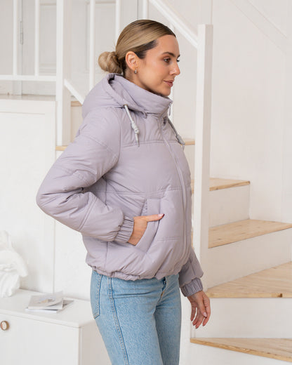 Damenjacke mit Kapuze und regulierbarem Saum