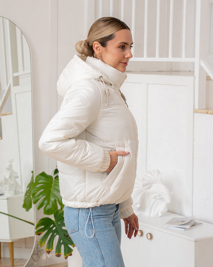 Damenjacke mit Kapuze und regulierbarem Saum