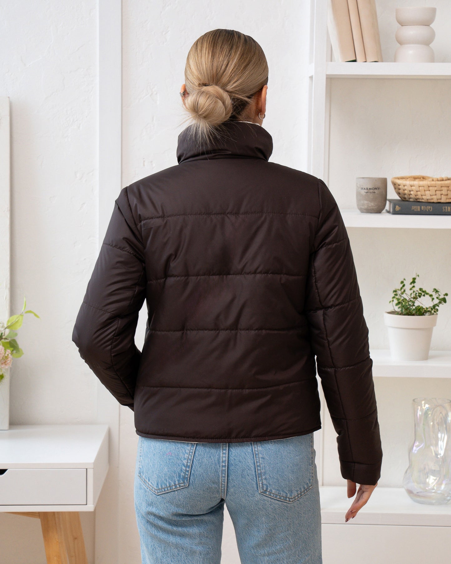 Damenjacke mit Stehkragen und funktionalen Taschen