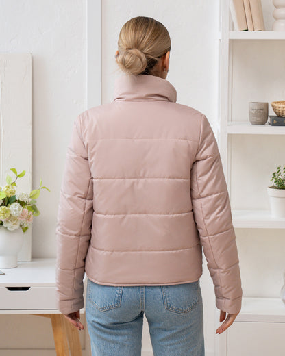 Damenjacke mit Stehkragen und funktionalen Taschen