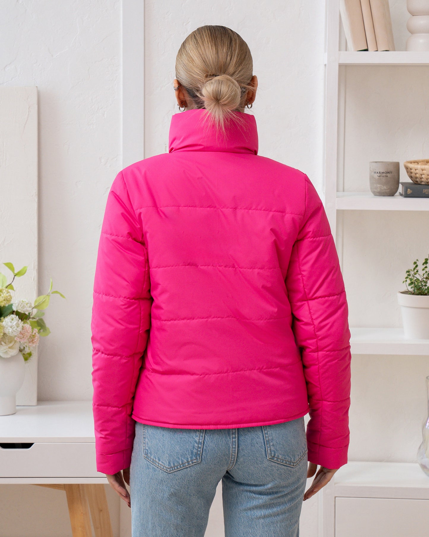 Damenjacke mit Stehkragen und funktionalen Taschen