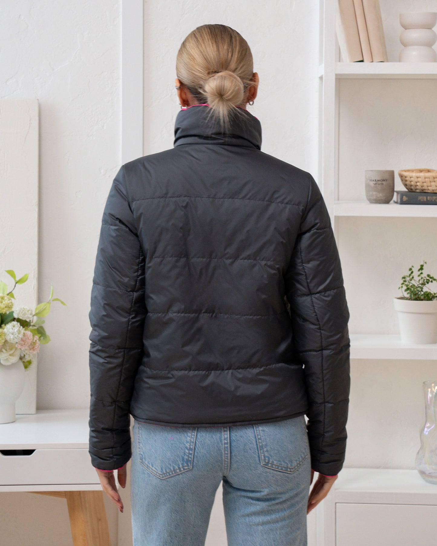 Damenjacke mit Stehkragen und funktionalen Taschen